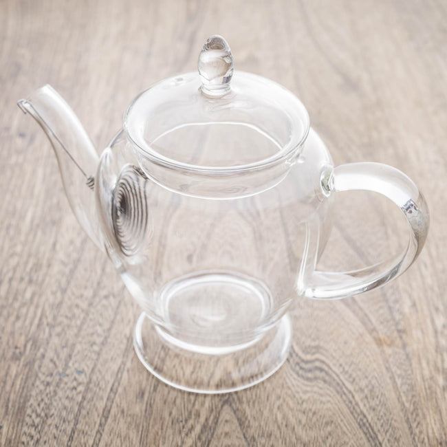 Hand-Blown Glass Teapot with Integrated Loose Leaf Strainer